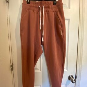 GymShark/Whitney Simmons pink joggers